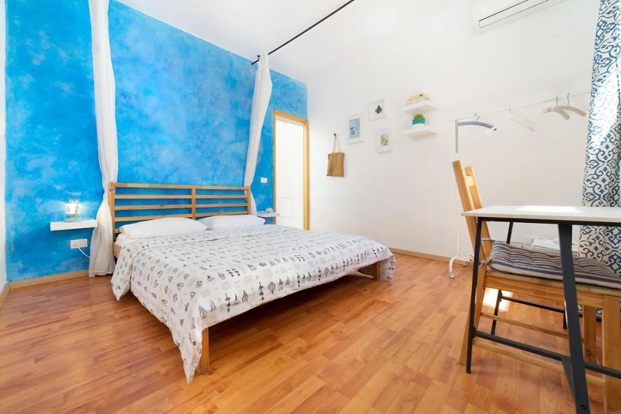 Bed And Book Giusino Bed & Breakfast Palermo 2*,  Italy